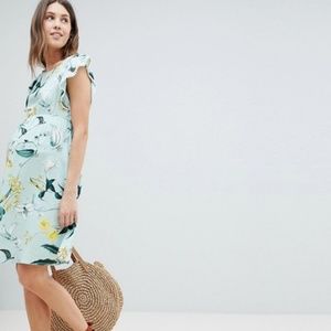 Beautiful Mamalicious Floral Maternity Dress